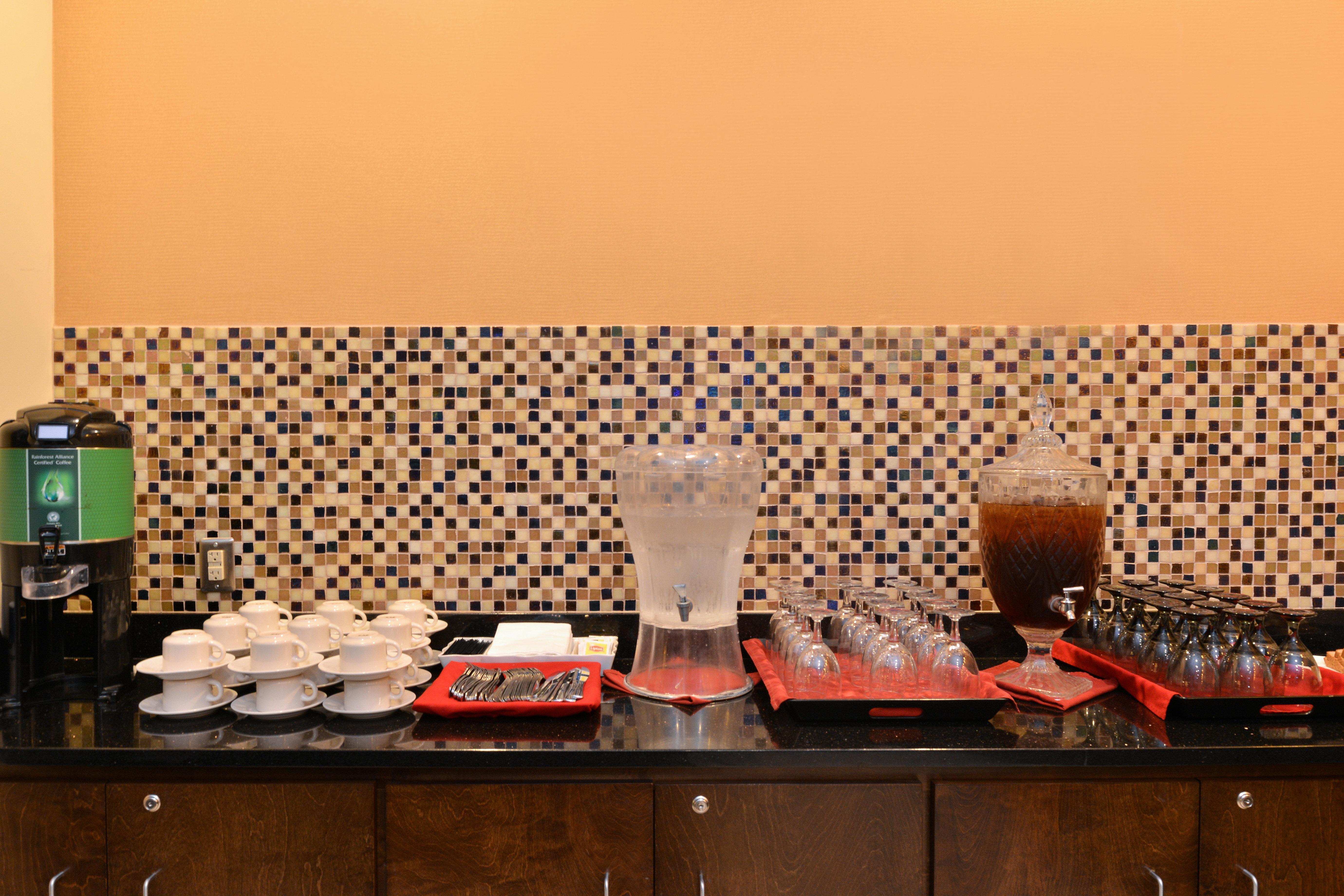 Montgomery South Airport By Ihg Hotel 3*